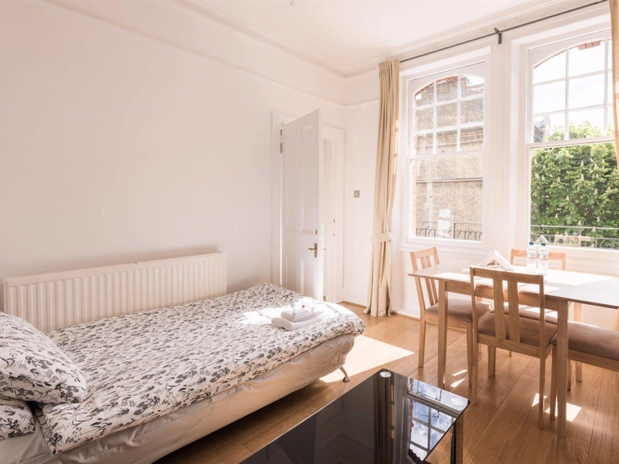 Kensington Apartments Richmond  Luaran gambar