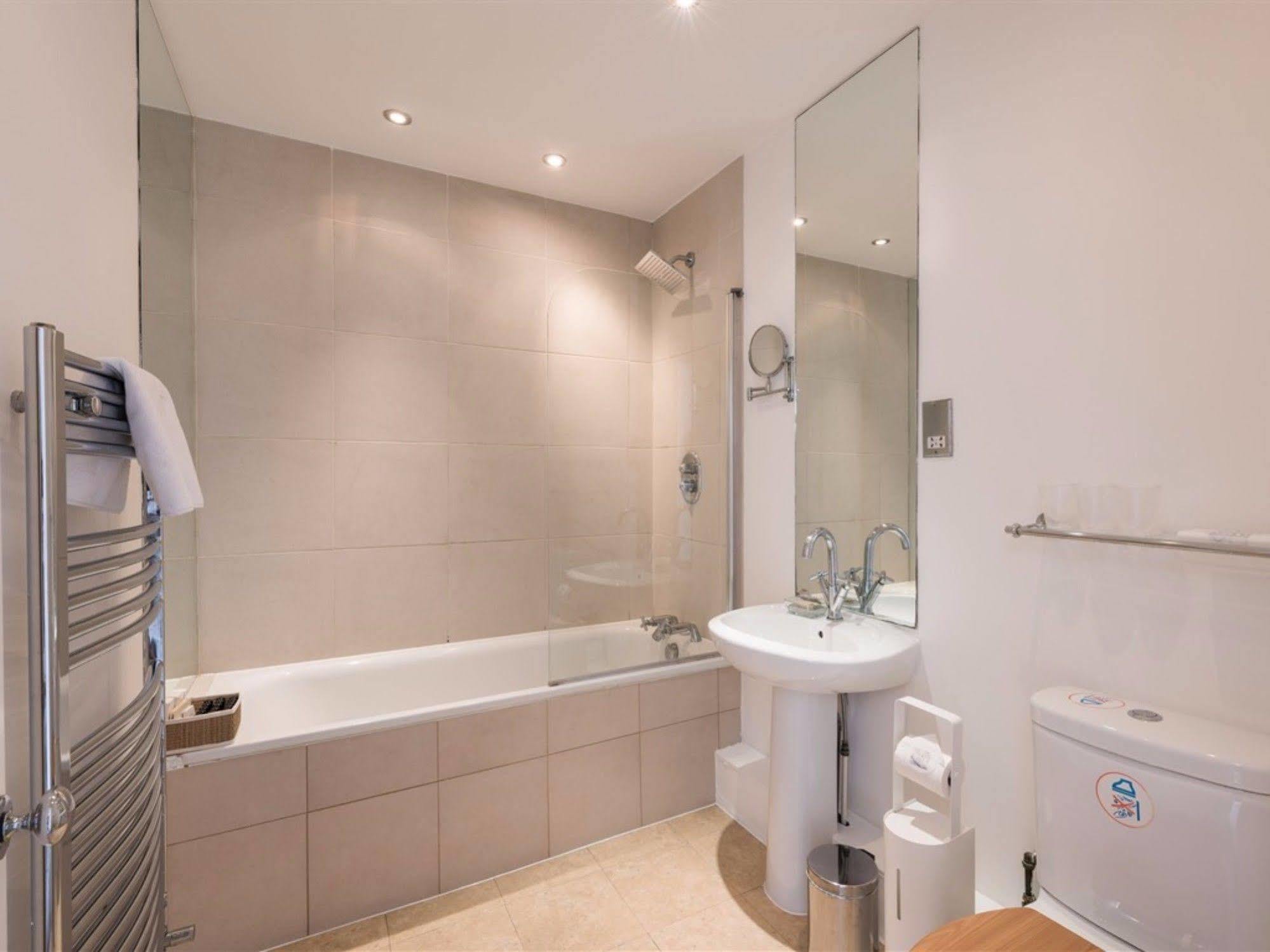 Kensington Apartments Richmond  Luaran gambar