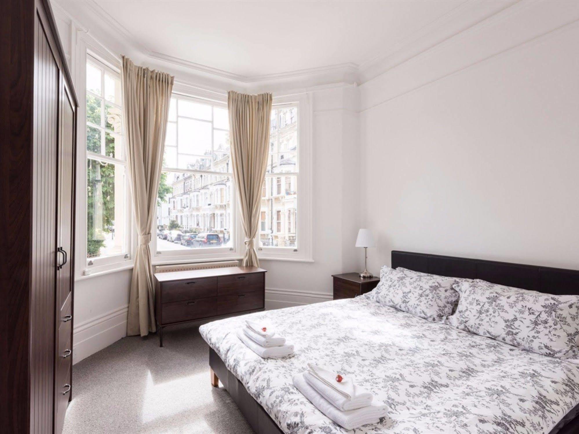 Kensington Apartments Richmond  Luaran gambar